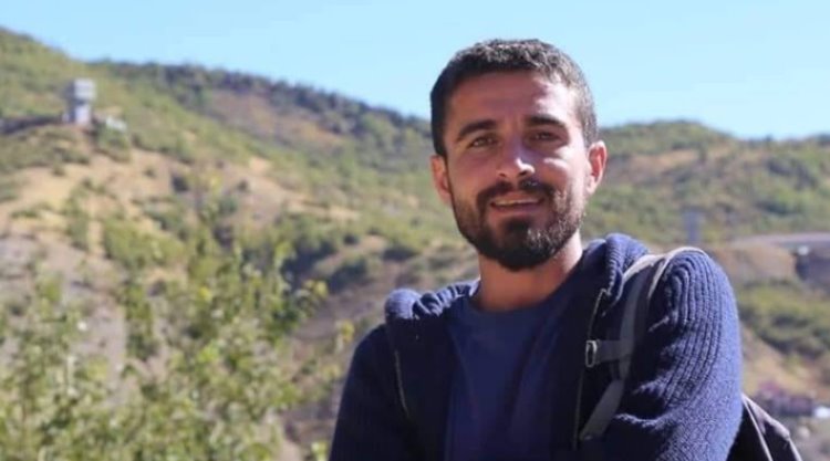 Polisten gözaltına alınan gazeteci Kanbal'a: Örgüt şarkılarını Kürdçe ıslıkla çalıyorsun