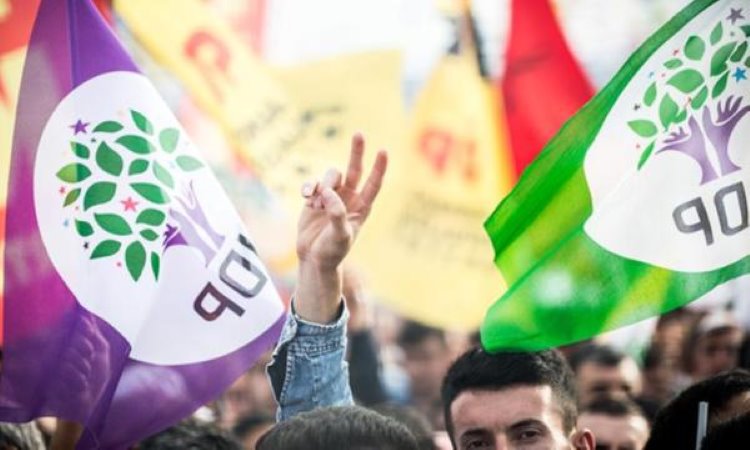HDP'ye yargı üzerinden tehdit: Kapatma istemli başvuru Yargıtay radarında iddiası