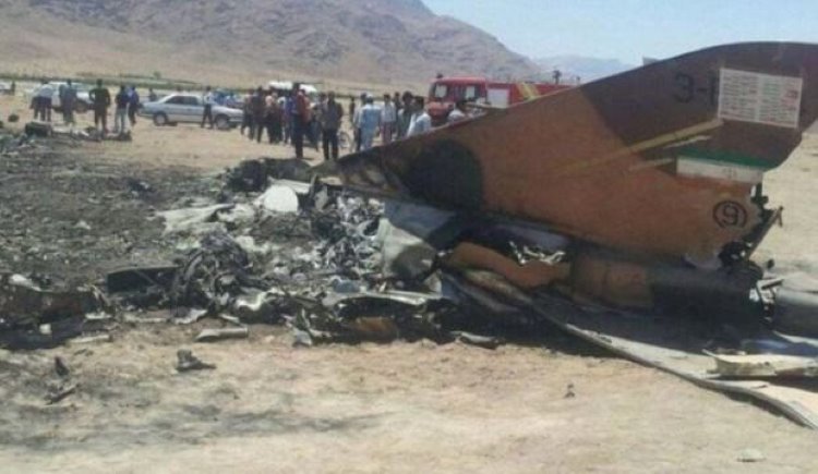 İran'a ait savaş uçağı düştü 
