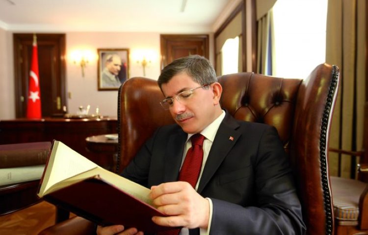 AKP'den ihraç süreci… Ahmet Davutoğlu’na tebligat ulaştı, masada 5 seçenek var