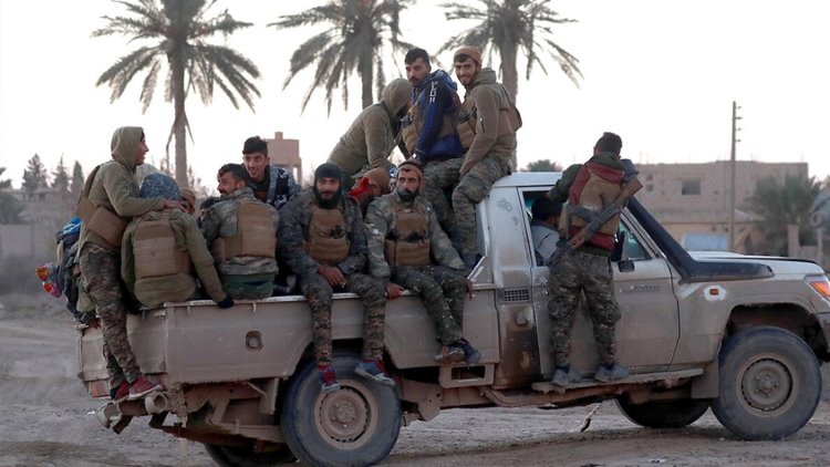 Rusya: YPG'liler Türkiye sınırından geri çekiliyor
