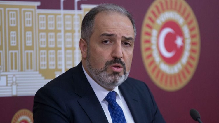 Yeneroğlu'nun ardından AKP'de 10'un üzerinde istifa konuşuluyor