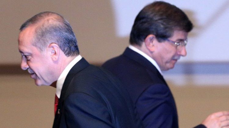 Kulis: Davutoğlu, Erdoğan sonrasına hazırlanıyor