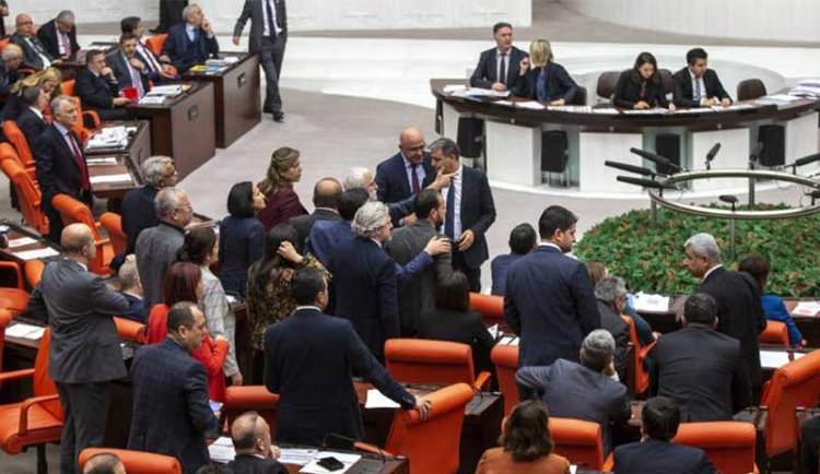 Mecliste AKP-HDP arasında 'işgalci' tartışması