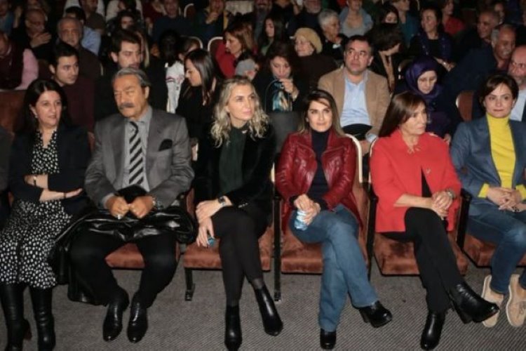 Süleyman Soylu, Demirtaş'ın tiyatro oyununa gidenleri hedef aldı