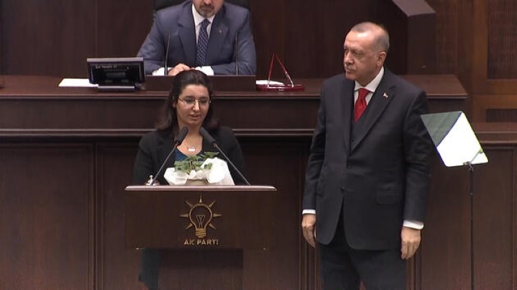 Erdoğan'ın kürsüye davet ettiği kız: Kürt çocukları üzerinden tiyatrolar yapıldı