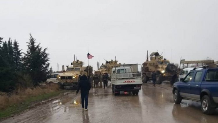 Rojava'da ABD güçleri Rus askerlerinin önünü kesti!
