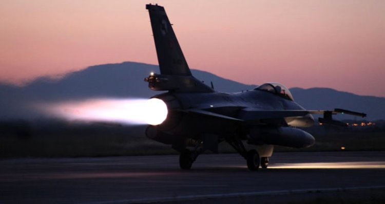 TSK, Suriye rejimine ait askeri havaalanını vurdu
