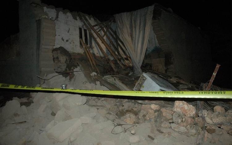 Diyarbakır'da kerpiç ev çöktü, 2 çocuk hayatını kaybetti