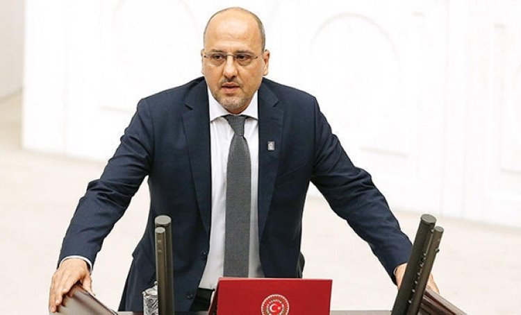 Ahmet Şık HDP’den istifa etti