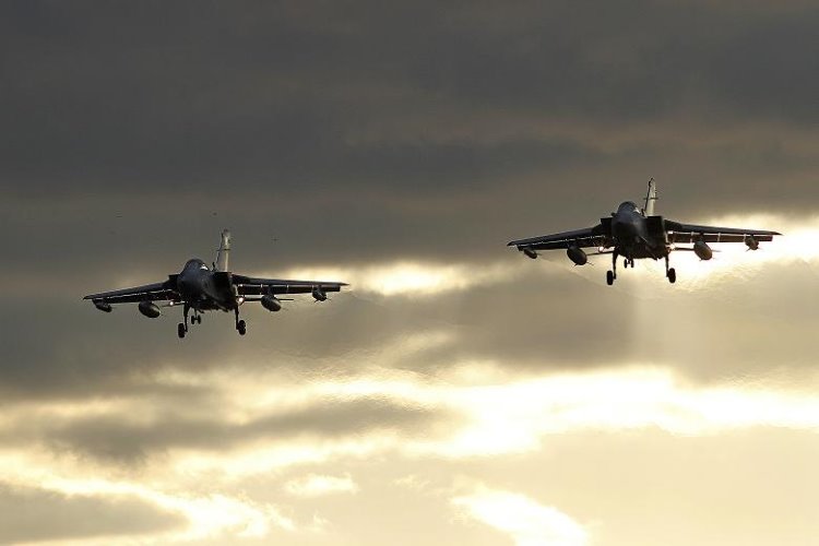 İngiliz savaş uçakları IŞİD hedeflerini vurdu