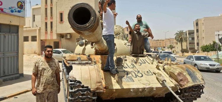 Almanya'dan Libya çıkışı: Silah gönderen ülkelerin isimleri açıklanmalı
