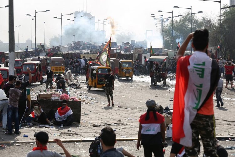 Bağdat'ta, hükümet karşıtı gösteriler yeniden alevlendi: 2 ölü