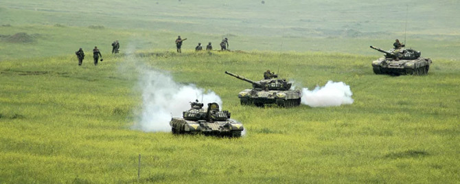 Ermenistan: Sınırda Azerbaycan'a ait tankları imha ettik