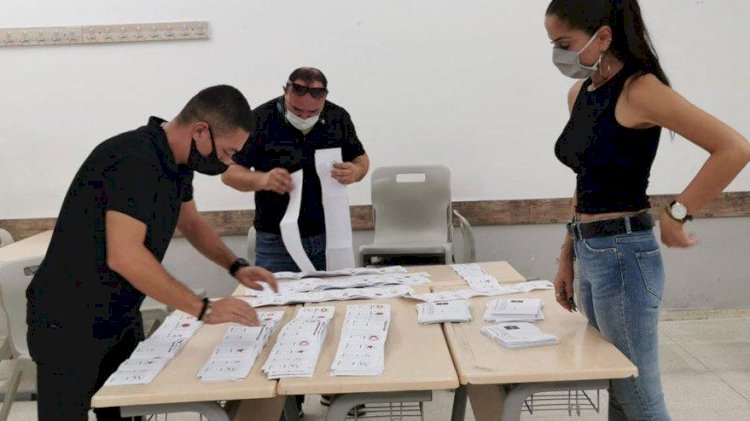 Kuzey Kıbrıs'ta Cumhurbaşkanlığı seçimi ikinci tura kaldı: Hangi isimler öne çıktı?
