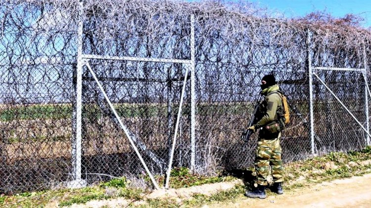Yunanistan Türkiye sınırına yeni çit örüyor