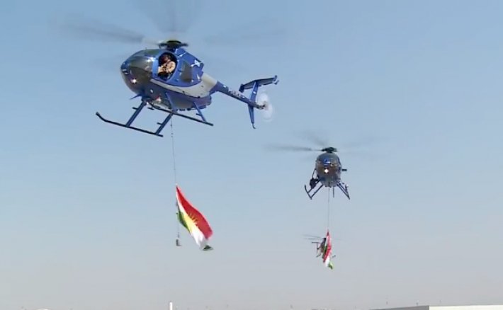 Kürd pilotlar, Erbil semalarında Kürdistan bayrağını dalgalandırdı