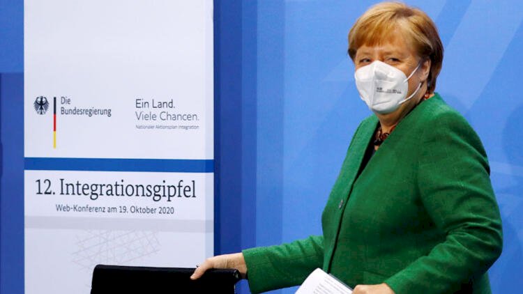 Angela Merkel: 'Ezidi Kürtler kalbimde'