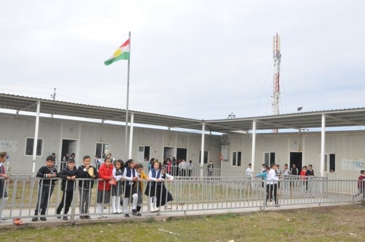Şengal’de okullar açıldı