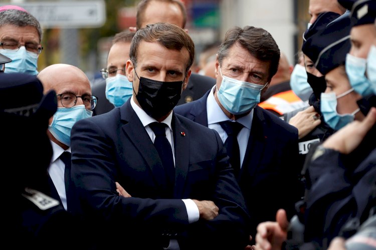 Macron: Karikatürlerin şoke edici etkisi olabilir ancak bu şiddeti haklı çıkarmaz