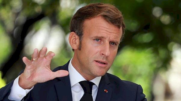 Macron: İslam ile değil İslamcı ayrılıkçılarla savaşıyoruz