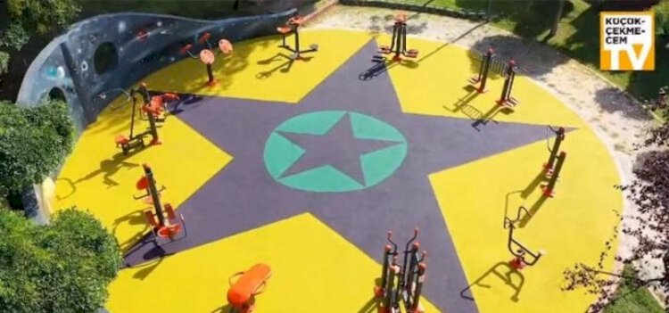 Küçükçekmece'deki bir çocuk parkında "PKK renkleri kullanıldığı" gerekçesiyle soruşturma başlatıldı