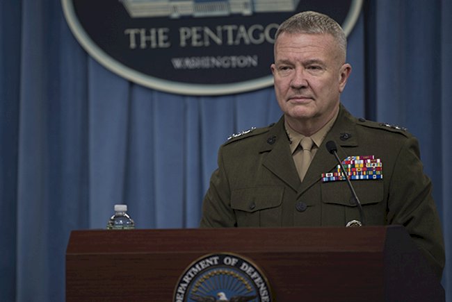 CENTCOM Komutanı McKenzie'den Irak’tan asker çekme kararına üstü kapalı eleştiri