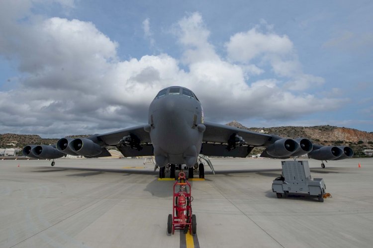 ABD Ortadoğu’ya B-52 bombardıman uçağı gönderdi