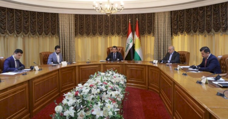 Başbakan Mesrur Barzani, Bağdat ile müzakere yürüten heyetle bir araya geldi