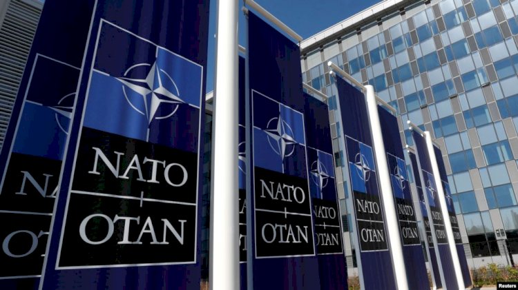 Macron Türkiye konusunda NATO Genel Sekreteri'ni aradı