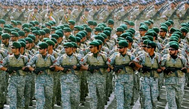İngiltere, İran Devrim Muhafızları’nın terör örgütü olarak tanımlanması için harekete geçti