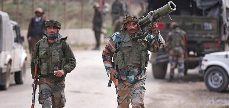 Keşmir'de Hindistan ve Pakistan orduları arasında çatışma