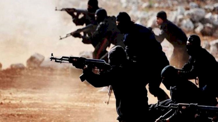 IŞİD Irak askerlerine saldırdı: Ölü ve yaralılar var