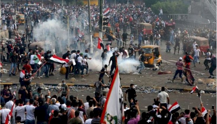 Irak'taki gösterilerde bir kişi öldü 150 kişi yaralandı