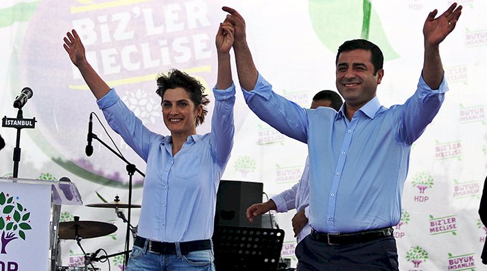 Başak Demirtaş 'Selahattin Demirtaş hapisten çıktıktan sonra tekrar siyasete girecek mi?' sorusunu yanıtladı