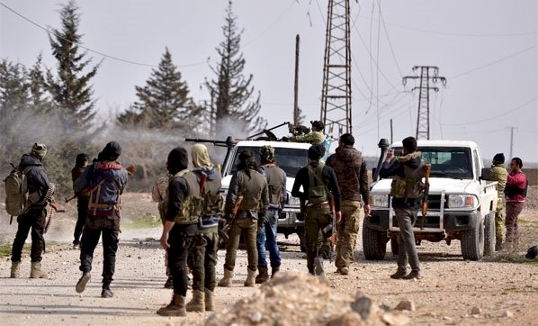 Haşdi Şabi'ye bağlı milis gruplar Suriye sınırından çekiliyor