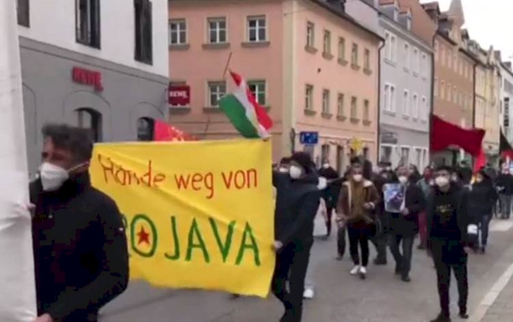 Almanya’da Rojava’ya destek yürüyüşü