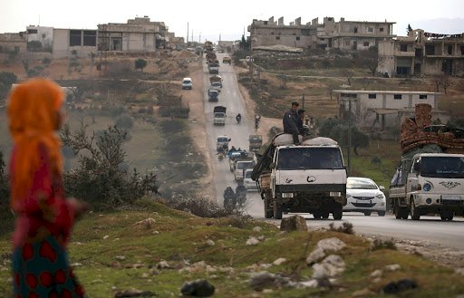 Suriye rejim güçleri Halep'te 2 Kürt mahallesini kuşattı