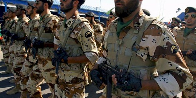 İran Güvenlik Güçleri kendi içinde çatıştı