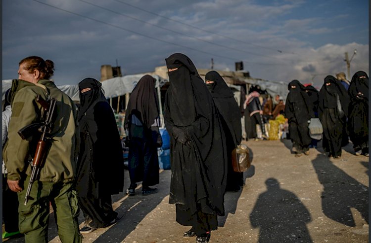 Irak, Hol Kampı’ndaki IŞİD’lilerin ülkeye getirilmesi kararını durdurdu