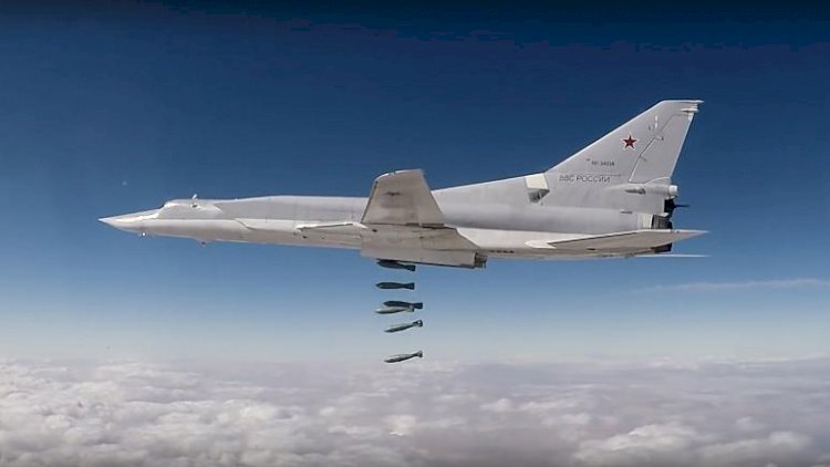Rusya, Suriye'deki Hava Üssü'ne nükleer bombardıman uçakları gönderdi
