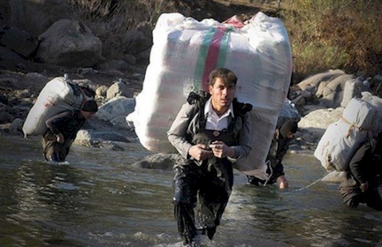 Irak güçleri Kürt kolberlere ateş açtı: 1 yaralı