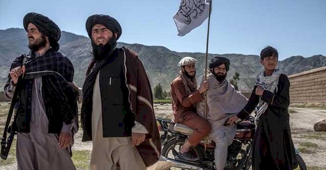 Afganistan'ın kuzeyinde 2 ilçe daha Taliban’ın kontrolüne geçti