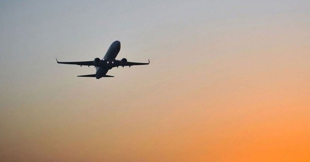 Rusya’da yolcu uçağıyla bağlantı kesildi