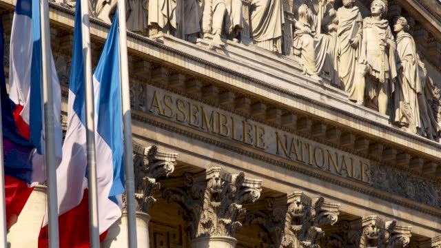 Fransa: Milis saldırılar kabul edilemez