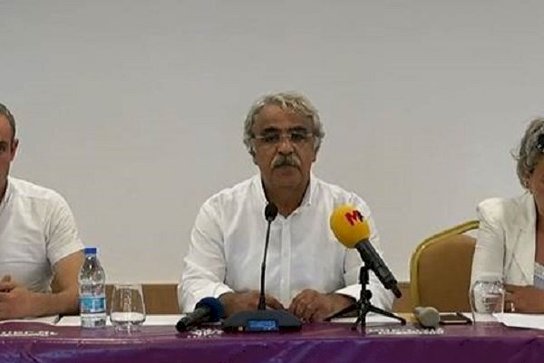 Mithat Sancar'dan Kürt sorununun çözümü konusunda muhalefete 'ürkeklik' eleştirisi