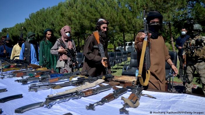 Taliban ateşkesten vazgeçti: Savaşacağız