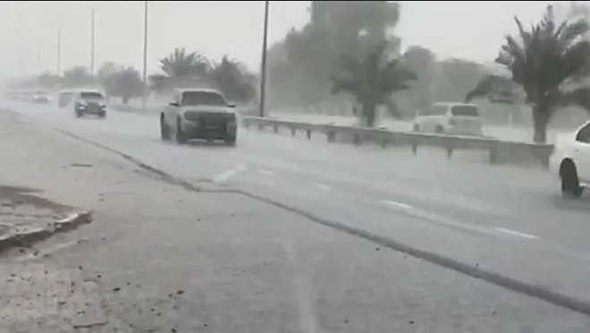 Sıcaklıklar 50 dereceyi bulunca, Dubai kendi yapay yağmurunu üretti
