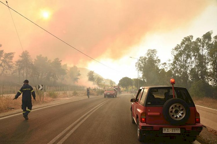 Yunanistan'da 58 noktada orman yangını çıktı, beş köy boşaltıldı