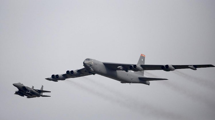 ABD'nin B-52 bombardıman uçakları, Taliban mevzilerini vurdu